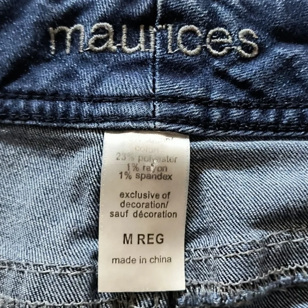 Maurices Jeggings with Embellished Pockets Size M